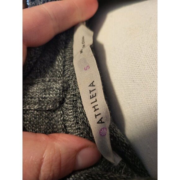 Athleta 100% Merino‎ Extra Fine Wool Sweater Size S Gray - Picture 4 of 4